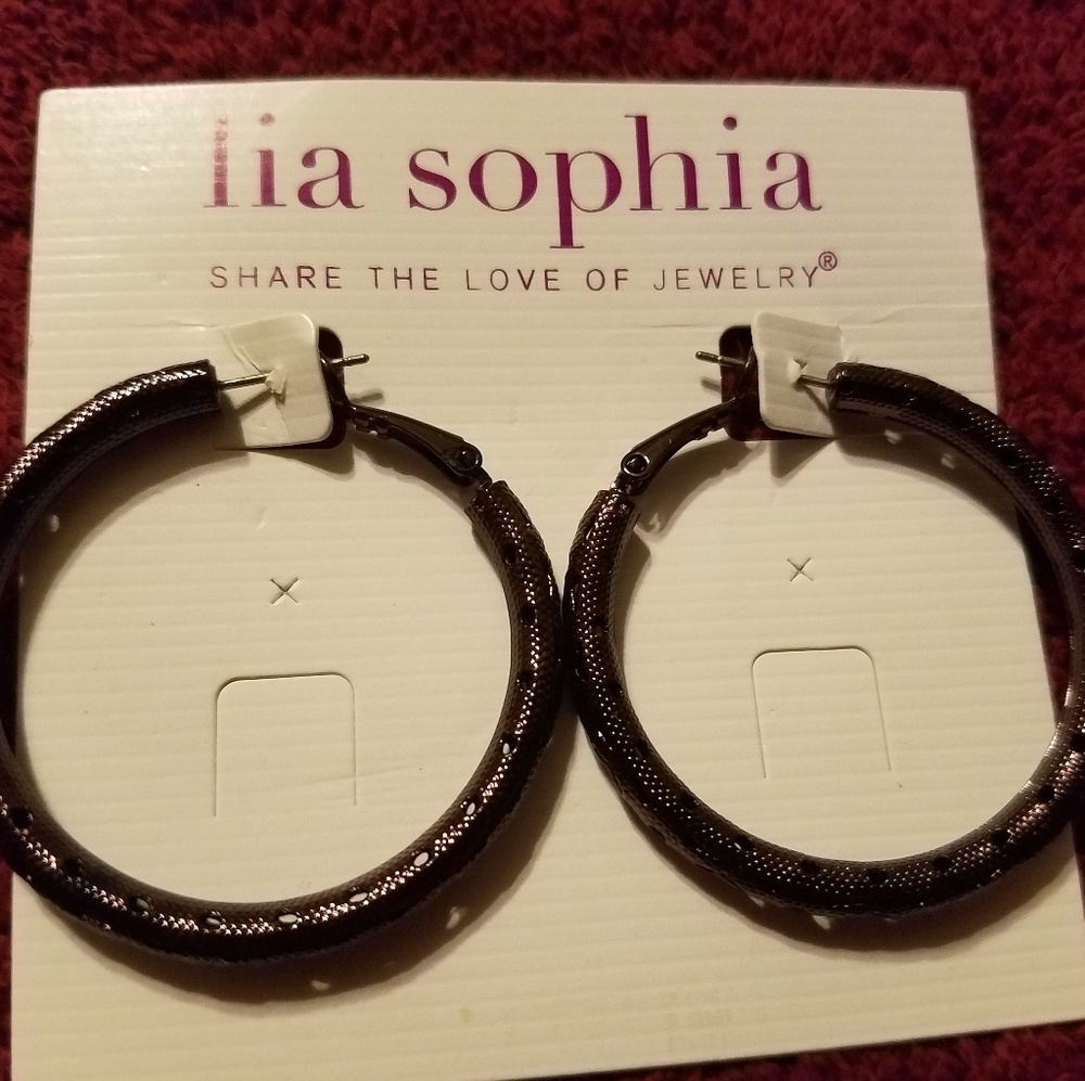 Lia Sophia brown earrings
